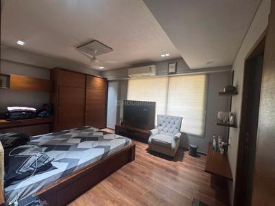 Bedroom Image of 3500 Sq.ft 4 BHK Apartment / Flat for rent in Swati Symphony, Bodakdev Ahmedabad for Rs. 100000