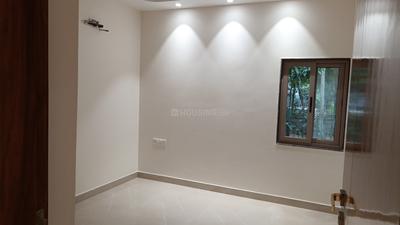 Bedroom Image of 1500 Sq.ft 3 BHK Apartment / Flat for sale in Narmada Apartments, Alaknanda New Delhi for Rs. 35100000