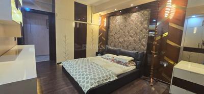 Bedroom Image of 3370 Sq.ft 4 BHK Apartment / Flat for sale in Mahagun Mezzaria, Sector 78 Noida for Rs. 55000000