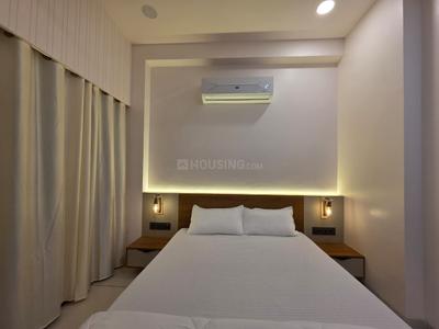 Bedroom Image of 1300 Sq.ft 2 BHK Apartment / Flat for rent in Agora City Centre, Karelibagh Vadodara for Rs. 32000