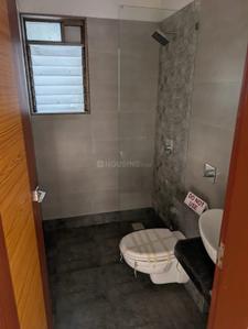 Bathroom Image of 700 Sq.ft 1 BHK Apartment / Flat for sale in Kharghar Navi Mumbai for Rs. 3500000