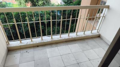 Balcony Image of 1550 Sq.ft 3 BHK Apartment / Flat for sale in Mahagun Mascot, Crossings Republik Ghaziabad for Rs. 12200000