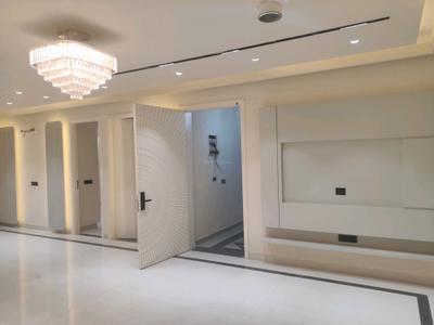 Living Room Image of 2700 Sq.ft 4 BHK Builder Floor for sale in Green Field Colony Faridabad for Rs. 25000000