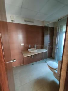 Bathroom Image of 1380 Sq.ft 3 BHK Apartment / Flat for sale in Mahagun Mirabella, Sector 79 Noida for Rs. 17000000