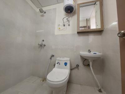 Bathroom Image of 759 Sq.ft 3 BHK Apartment / Flat for sale in Pyramid Altia, Sector 70 Gurgaon for Rs. 9500000