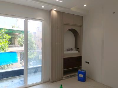 Bedroom Image of 1300 Sq.ft 4 BHK Builder Floor for sale in Sector 3 Rohini New Delhi for Rs. 25000000