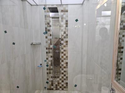 Bathroom Image of 370 Sq.ft 3 BHK Independent House for sale in Aundh Pune for Rs. 50000000