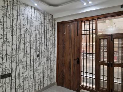 Bedroom Image of 900 Sq.ft 3 BHK Apartment / Flat for rent in Mahavir Enclave New Delhi for Rs. 25002