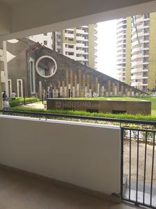 Balcony Image of 3302 Sq.ft 3 BHK Apartment / Flat for rent in Parx Laureate, Sector 108 Noida for Rs. 90000