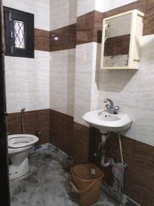Bedroom Image of 450 Sq.ft 1 BHK Builder Floor for rent in Shalimar Bagh New Delhi for Rs. 18000