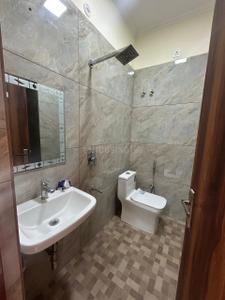 Image of 1000 Sq.ft 2 BHK Builder Floor for rent in Preet Vihar, New Delhi for Rs. 30000