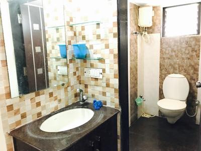 Bathroom Image of 1200 Sq.ft 1 BHK Apartment / Flat for rent in Shyamal Ahmedabad for Rs. 30000