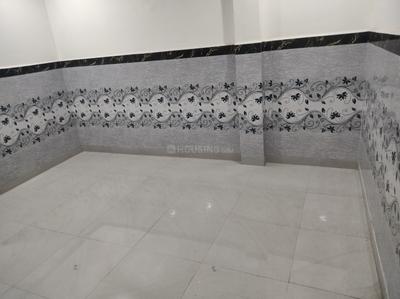 Bathroom Image of 650 Sq.ft 1.5 BHK Duplex for rent in Bhopura Ghaziabad for Rs. 10000