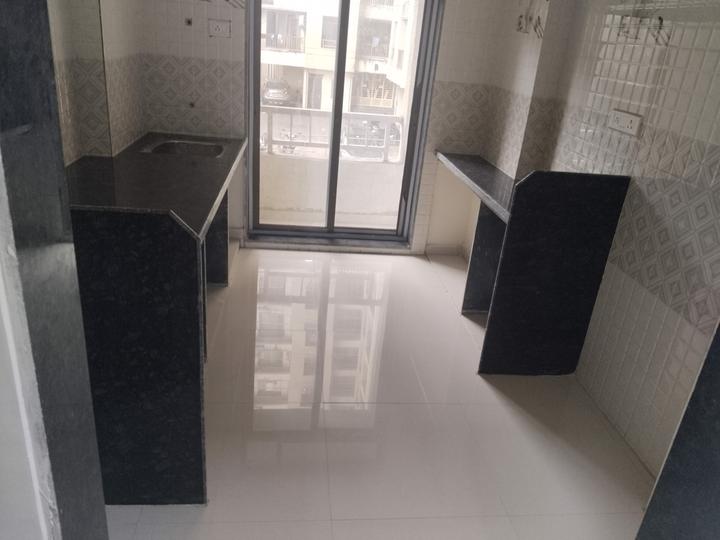 SR Anand Kirti Tower Main Image 1
