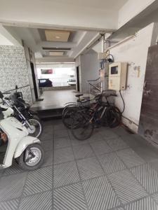 Image of 1800 Sq.ft 2 BHK Apartment / Flat for rent in Kankaria, Ahmedabad for Rs. 23000