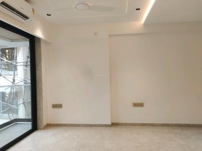 Bedroom Image of 2400 Sq.ft 4 BHK Apartment / Flat for sale in Vile Parle West Mumbai for Rs. 110000000