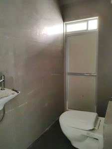 Common Bathroom Image of 950 Sq.ft 2.5 BHK Apartment / Flat for sale in L And T Rejuve 360 Tower A, Mulund West Mumbai for Rs. 32000000
