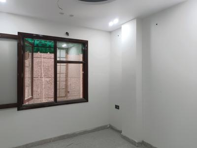 Bedroom Image of 1000 Sq.ft 3 BHK Builder Floor for sale in Pitampura New Delhi for Rs. 23500000