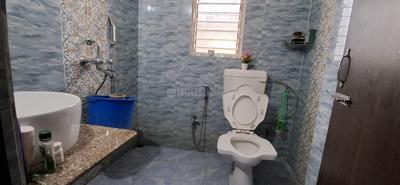 Bathroom Image of 1150 Sq.ft 3 BHK Apartment / Flat for sale in Kalighat Kolkata for Rs. 8500000
