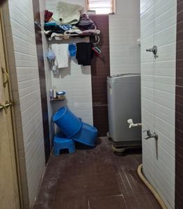 Bathroom Image of 900 Sq.ft 2 BHK Apartment / Flat for sale in Naranpura Ahmedabad for Rs. 6200000