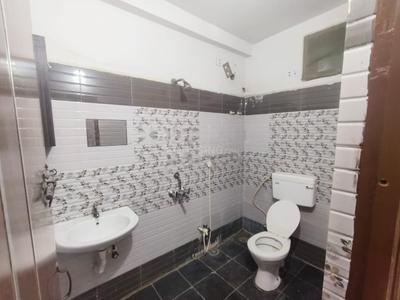 Bathroom Image of 2100 Sq.ft 3 BHK Apartment / Flat for rent in Dwaraka Dwaraka Nilayam, Kavadiguda Hyderabad for Rs. 30000