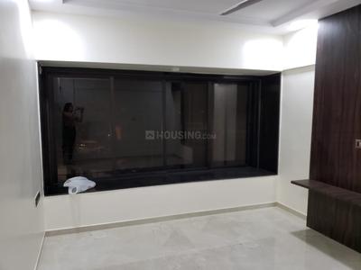 Bedroom Image of 750 Sq.ft 2 BHK Apartment / Flat for rent in Wellington Apartment, Andheri West Mumbai for Rs. 90000