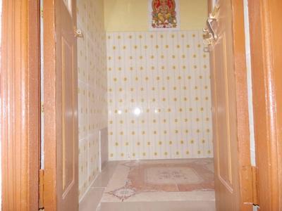 Bathroom Image of 1000 Sq.ft 2.5 BHK Builder Floor for rent in Byrathi Bengaluru for Rs. 23000