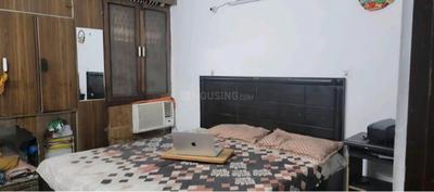 Bedroom Image of 950 Sq.ft 2 BHK Duplex for sale in Patparganj New Delhi for Rs. 12500000