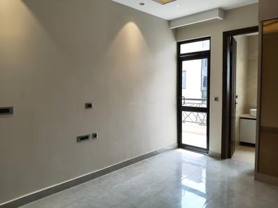 Central Park Flamingo Floors Bedroom One 2