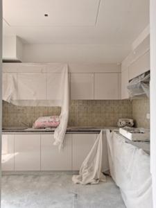 Kitchen Image of 1545 Sq.ft 3 BHK Apartment / Flat for sale in Godrej Woods, Sector 43 Noida for Rs. 32500000