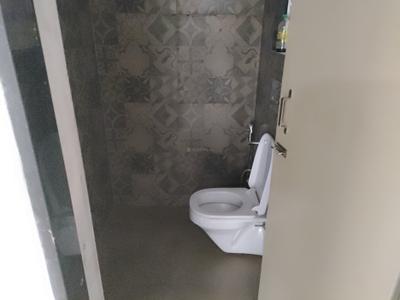 Bathroom Image of 700 Sq.ft 1 BHK Apartment / Flat for rent in Nandivardhan Fortuna Blue, Lower Parel Mumbai for Rs. 65000