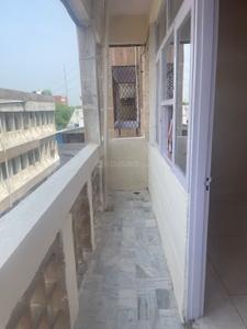 Balcony Image of 820 Sq.ft 2 BHK Apartment / Flat for rent in Civil Lines Agra for Rs. 16000