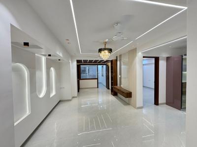 3.5 BHK Flat