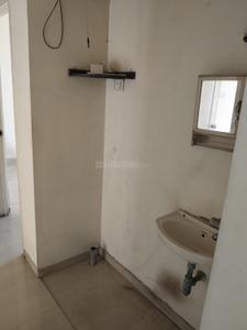 Bathroom Image of 1050 Sq.ft 2 BHK Apartment / Flat for sale in Arihant Abhilasha, Kharghar Navi Mumbai for Rs. 12500000