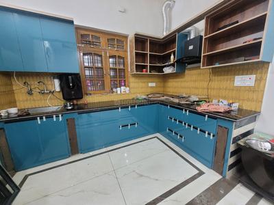 Kitchen Image of 2500 Sq.ft 5 BHK Independent House for sale in Modipuram Haridwar for Rs. 9500000