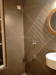 Bathroom Image of 750 Sq.ft 2 BHK Apartment / Flat for sale in Meru Codename BKC, Kurla West Mumbai for Rs. 18000000