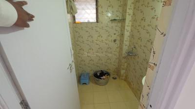 Bathroom Image of 590 Sq.ft 1 BHK Apartment / Flat for rent in Yerawada Pune for Rs. 29000