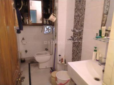 Bathroom Image of 4500 Sq.ft 10 BHK Independent House for sale in Karol Bagh New Delhi for Rs. 100000000