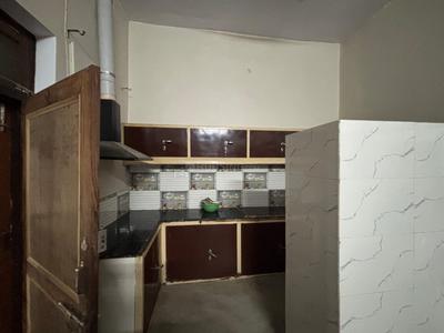 Kitchen Image of 900 Sq.ft 3 BHK Independent House for rent in Kargaina Bareilly for Rs. 8000