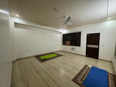 Bedroom Image of 2200 Sq.ft 3 BHK Builder Floor for rent in Sector 46 Gurgaon for Rs. 48000