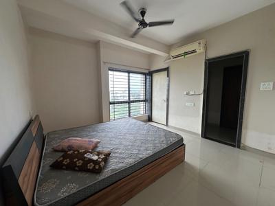 Image of 1600 Sq.ft 3 BHK Apartment / Flat for rent in Nipania, Indore for Rs. 41000