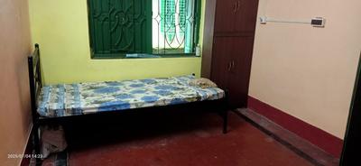 Bedroom Image of Renuka Bhanban in Garfa, Kolkata