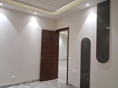 Bedroom Image of 1800 Sq.ft 3 BHK Builder Floor for sale in Paschim Vihar New Delhi for Rs. 36000000