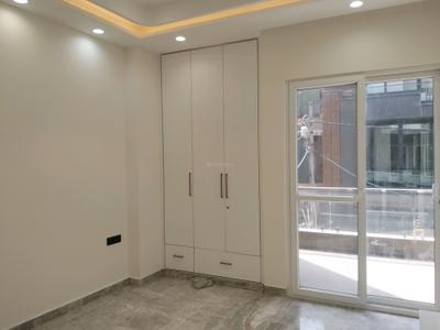 Bedroom Image of 1600 Sq.ft 3 BHK Builder Floor for rent in Pitampura New Delhi for Rs. 80000