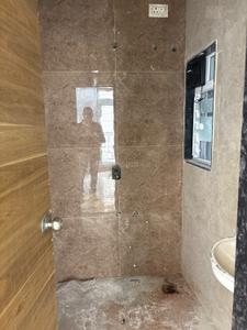 Bathroom Image of 480 Sq.ft 1 BHK Apartment / Flat for rent in Samrin Heritage, Thane West Thane for Rs. 30000