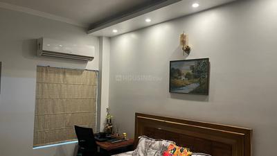 Bedroom Image of 960 Sq.ft 2 BHK Builder Floor for sale in Signature Global City 92, Sector 92 Gurgaon for Rs. 11500000