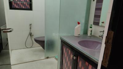 Aster Tower Bathroom One 4