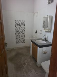 Image of 3200 Sq.ft 4 BHK Independent House for rent in Sector 72, Noida for Rs. 65000