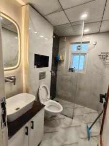 Bathroom Image of 2193 Sq.ft 4 BHK Apartment / Flat for rent in CHD Avenue 71, Sector 72 Gurgaon for Rs. 65000