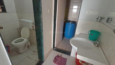 Bathroom Image of 625 Sq.ft 1 BHK Apartment / Flat for sale in DSK Meghmalhar, Dhayari Pune for Rs. 4500000